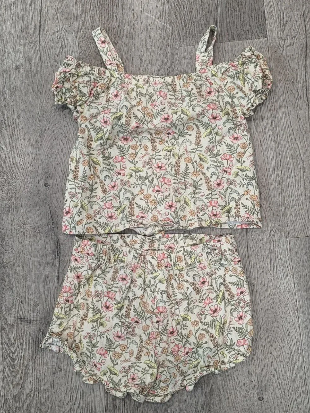 Vince Camuto Floral Off-Shoulder Top & Shorts Set Girls Size 10 Spring/Summer